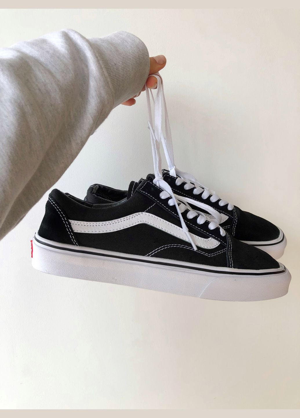 Кросівки жіночі і чоловічі Vans Old Skool black white | Ванс Олд Скул білі No Brand чорні демісезони (316504469)