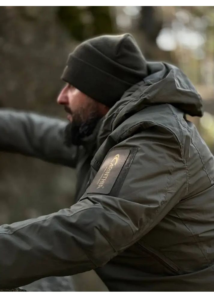 Оливкова демісезонна куртка carinthia mig 4.0 g-oft olive No Brand