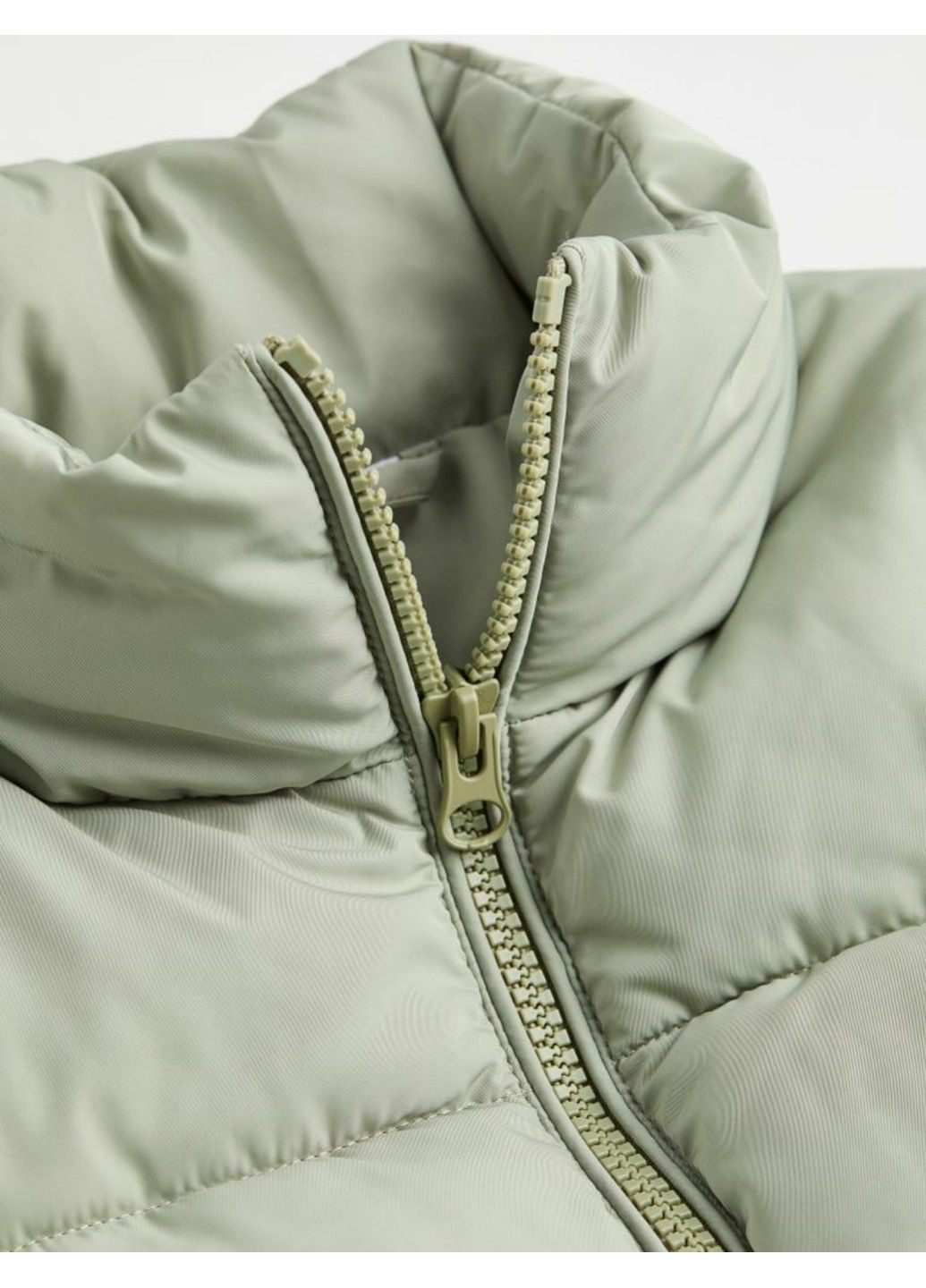 Светло-зеленая демисезонная женская спортивного стиля куртка н&м (57793) хs светло-зеленая H&M