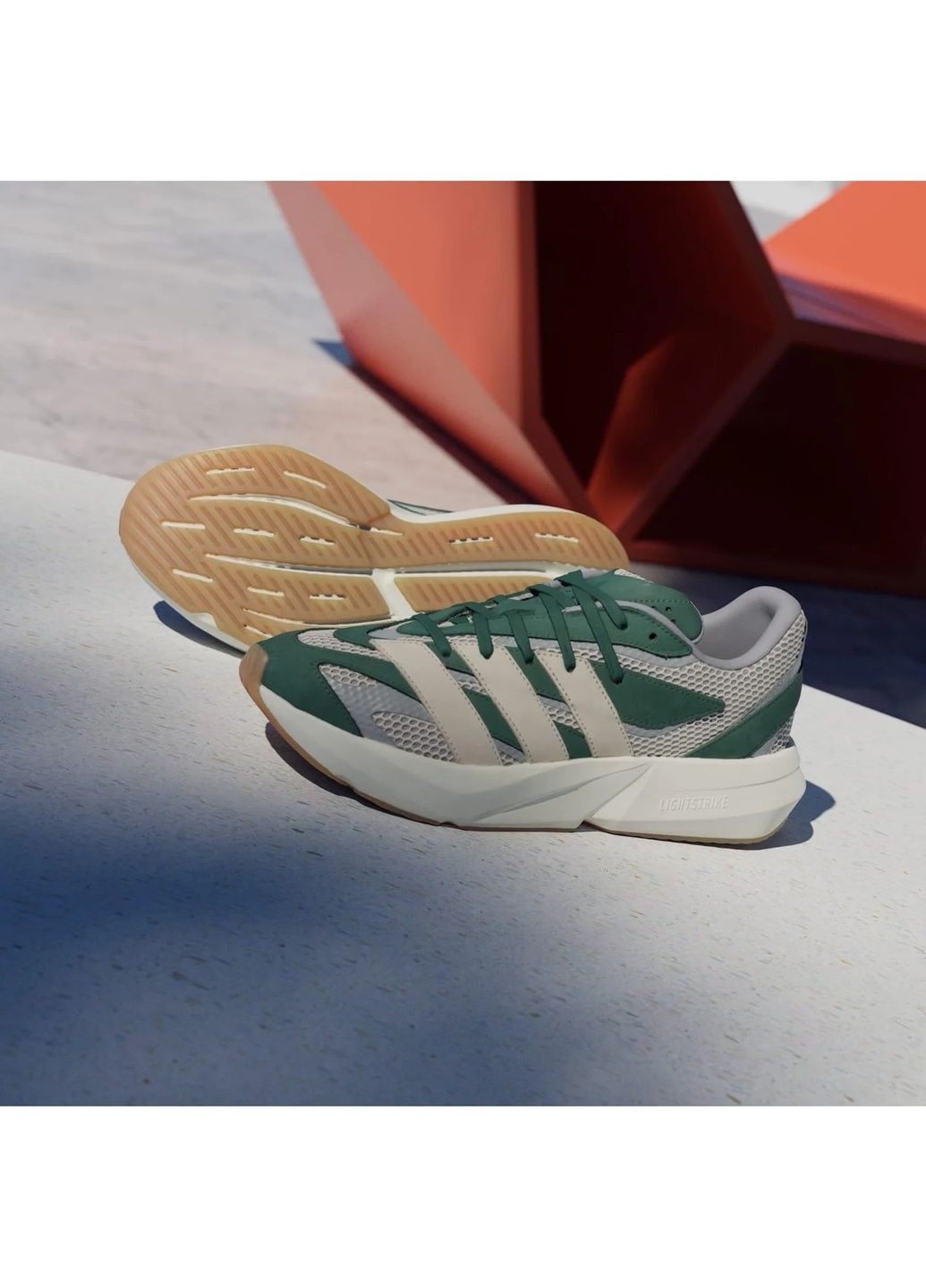 Зелені кросівки чоловічі lightblaze green green jr2616 adidas