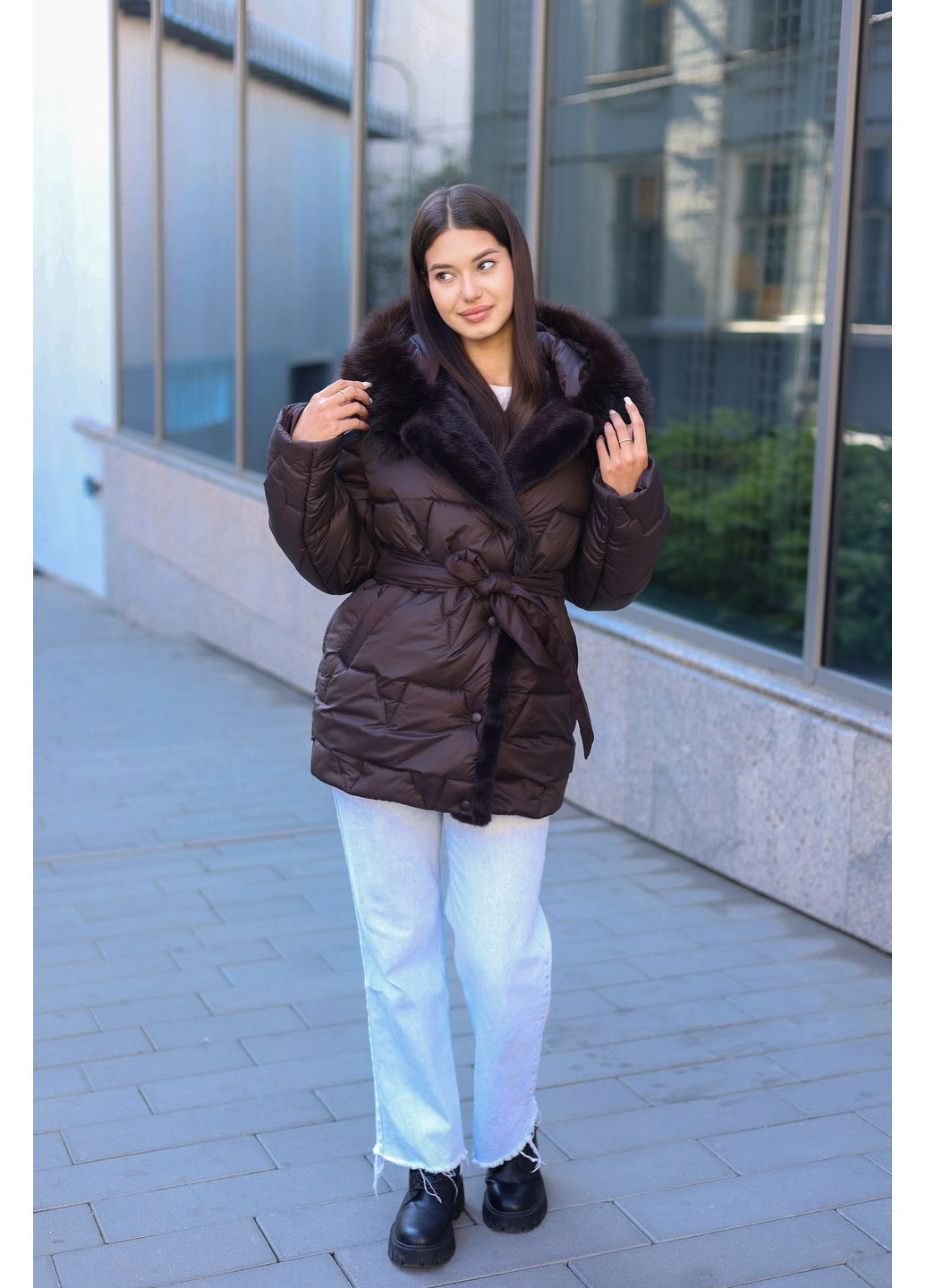 Темно-коричнева зимня куртка MN