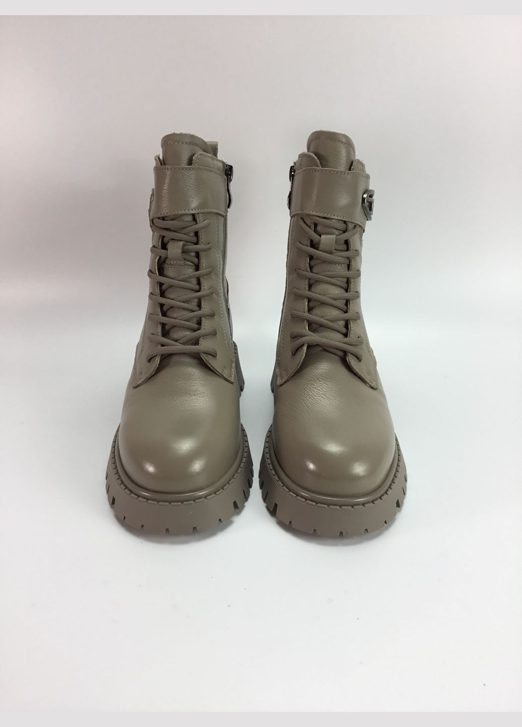 Зимние женские зимние ботинки Iva