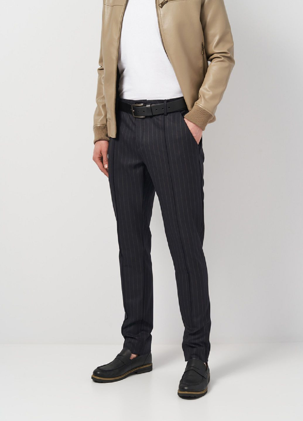 Темно-синие кэжуал демисезонные зауженные брюки Blend