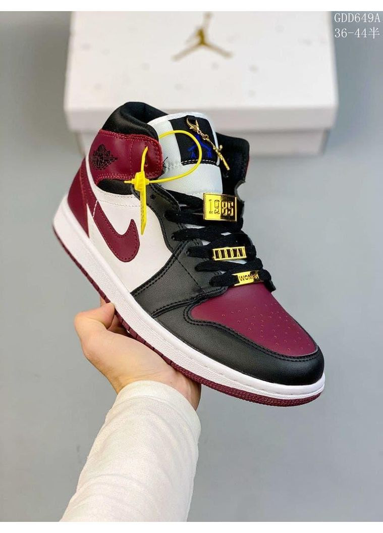 Чорні Осінні кросівки чоловічі nike air jordan 1 mid maroon black найк аір джордан No Brand