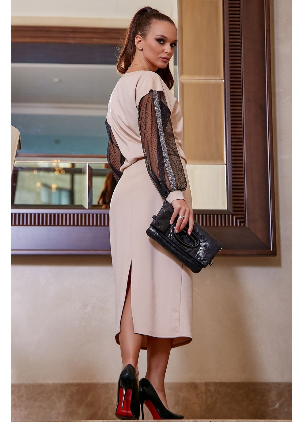 Кофейное платье 1257.3874 Seventeen