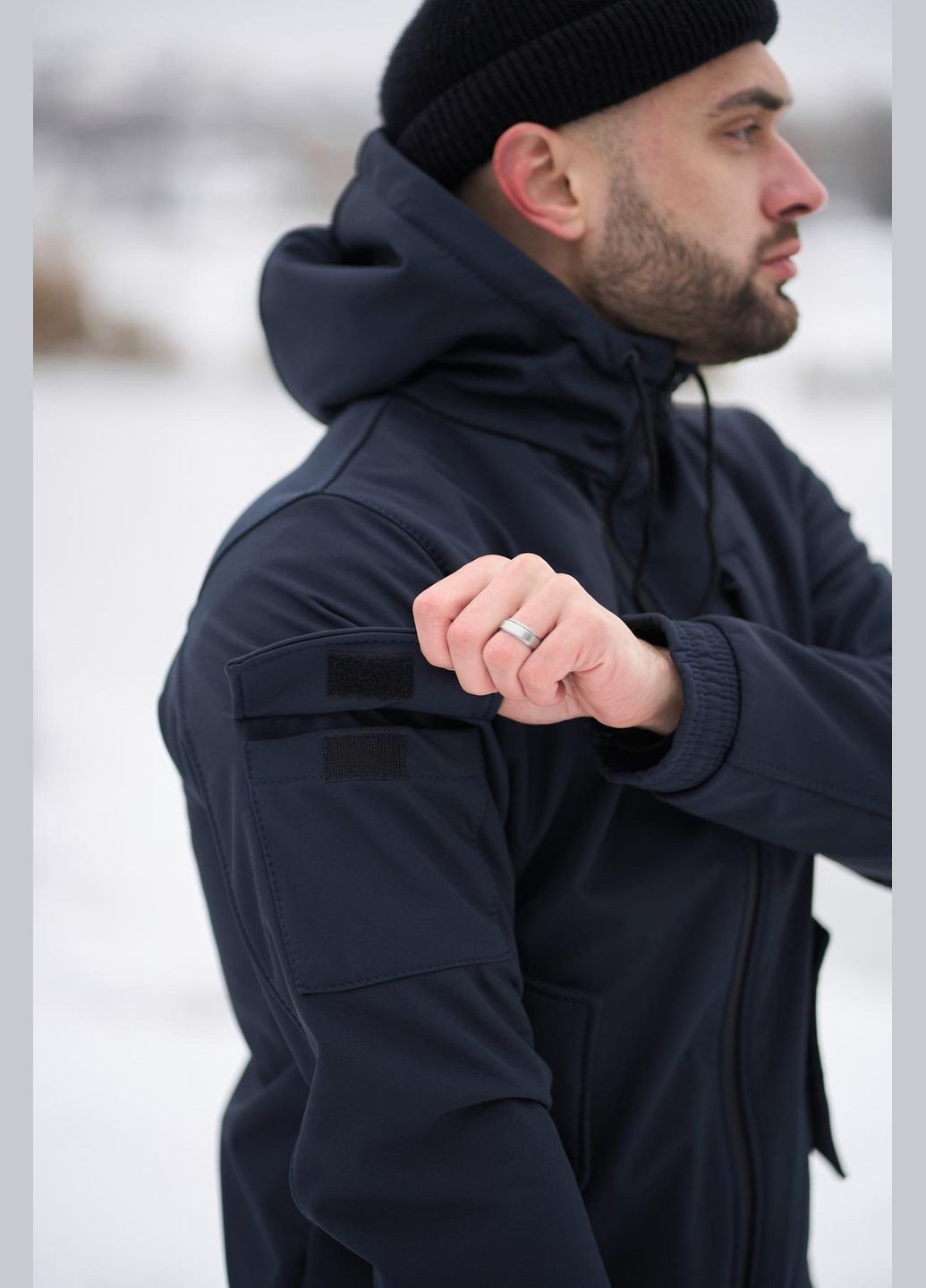 Темно-синяя куртка мужская soft shell Vakko