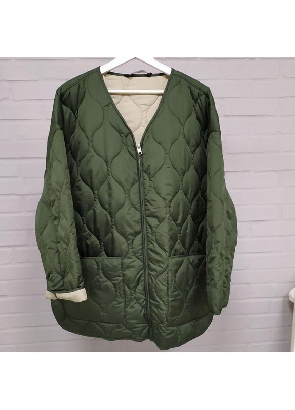 Темно-зеленая оверсайз стеганная куртка водоотталкивающая Zara