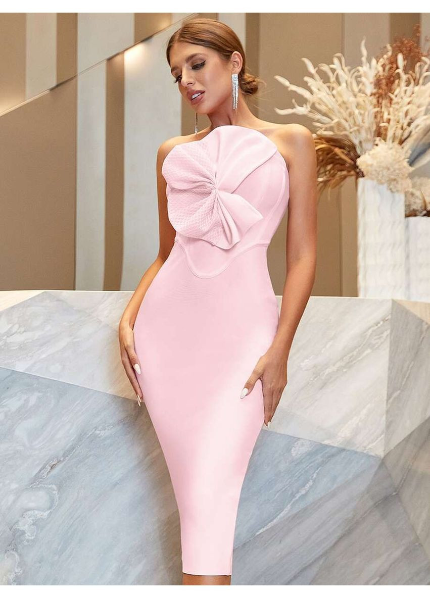 Розовое платье SHEIN