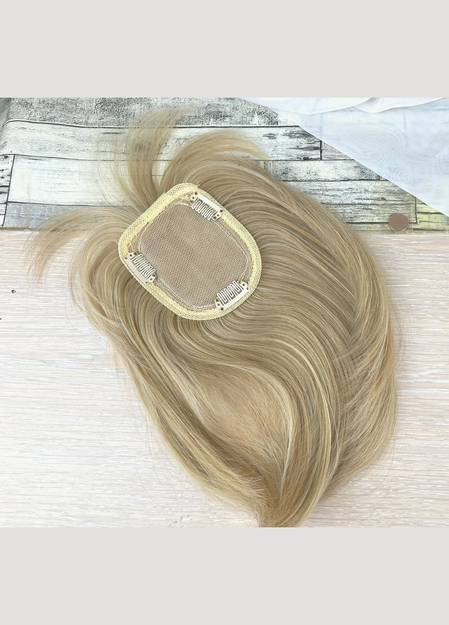 Накладка блонд прямая с пробором и челкой топер на шпильках из искусственных волос 25 см No Brand 5487 (322770696)