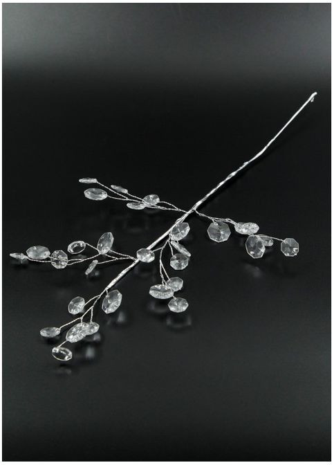 Ветка новогодняя с прозрачными кристаллами серебряная основа 40 см No Brand (362496978)