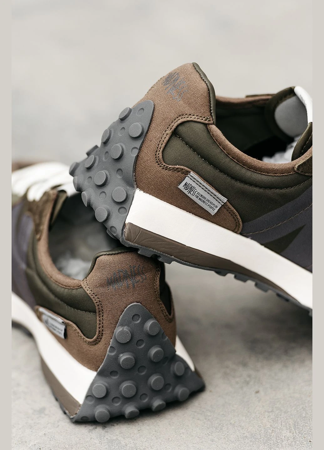Оливковые (хаки) демисезонные кроссовки мужские new balance 327 khaki | нью беланс хаки No Brand