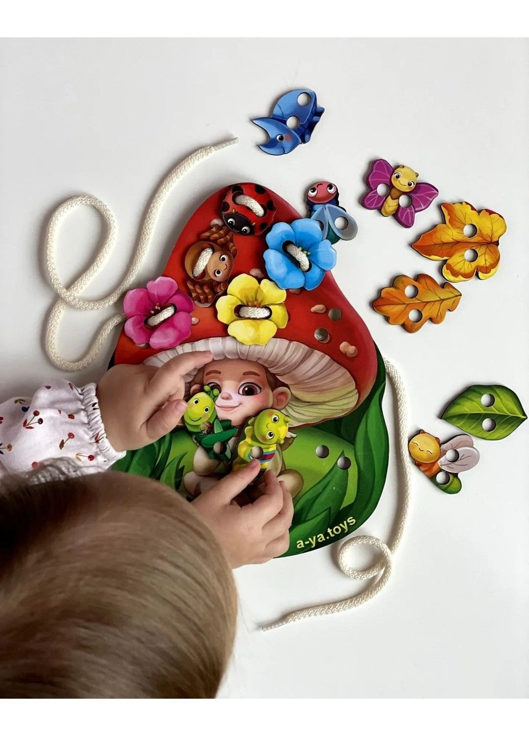 Шнурівка "Мухоморчик" ПСД 132 Ubumblebees (297082763)