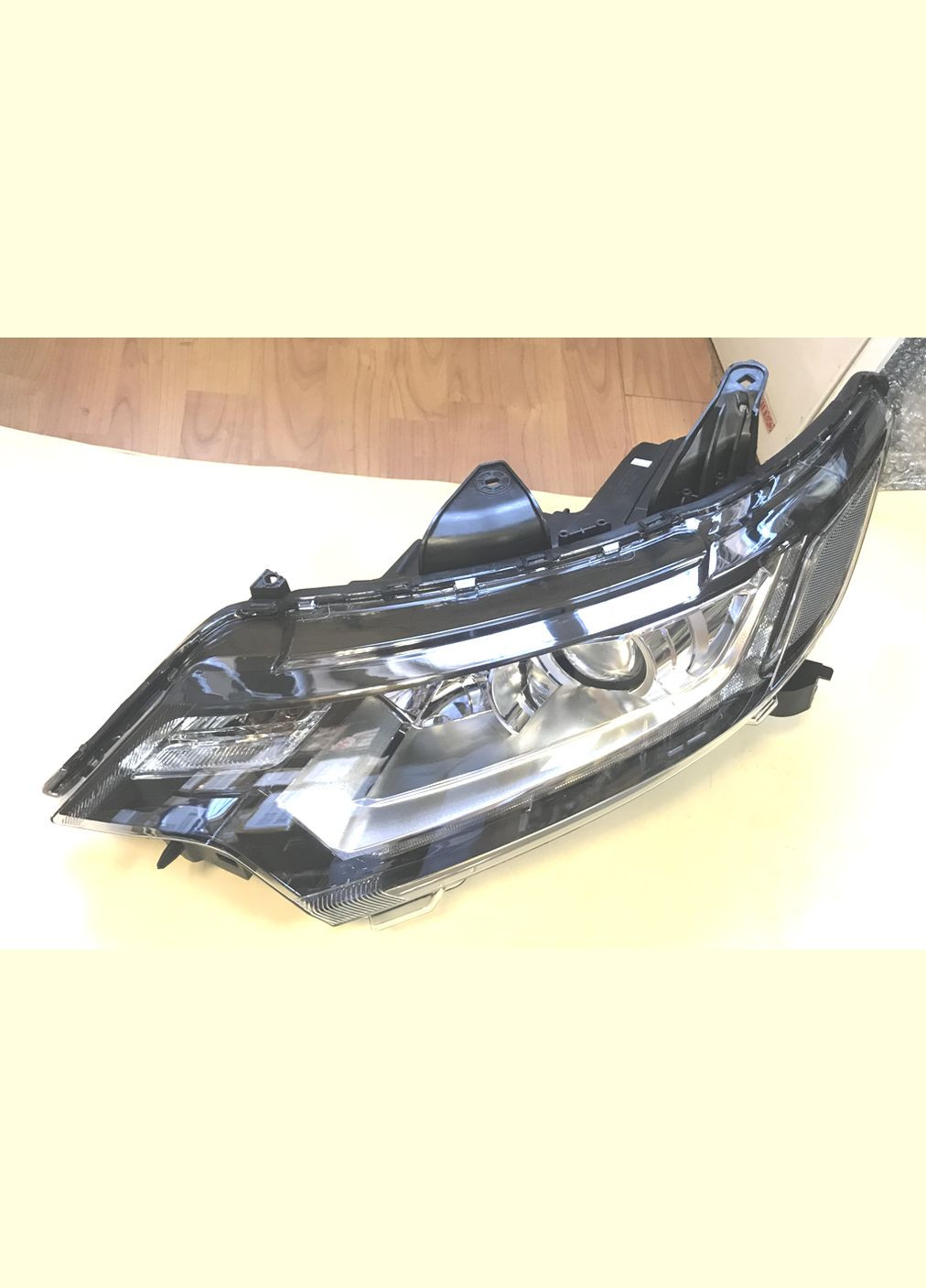 Фара ліва 8301C853 Аутлендер 2012-2022 MATOMI (345738319)