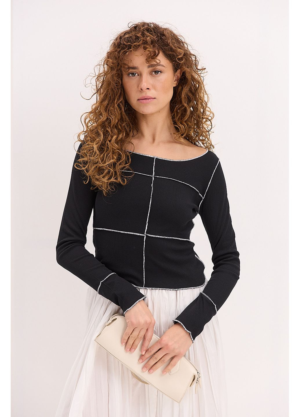 Женский лонгслив в рубчик со швами наизнанку Arjen (358908332)