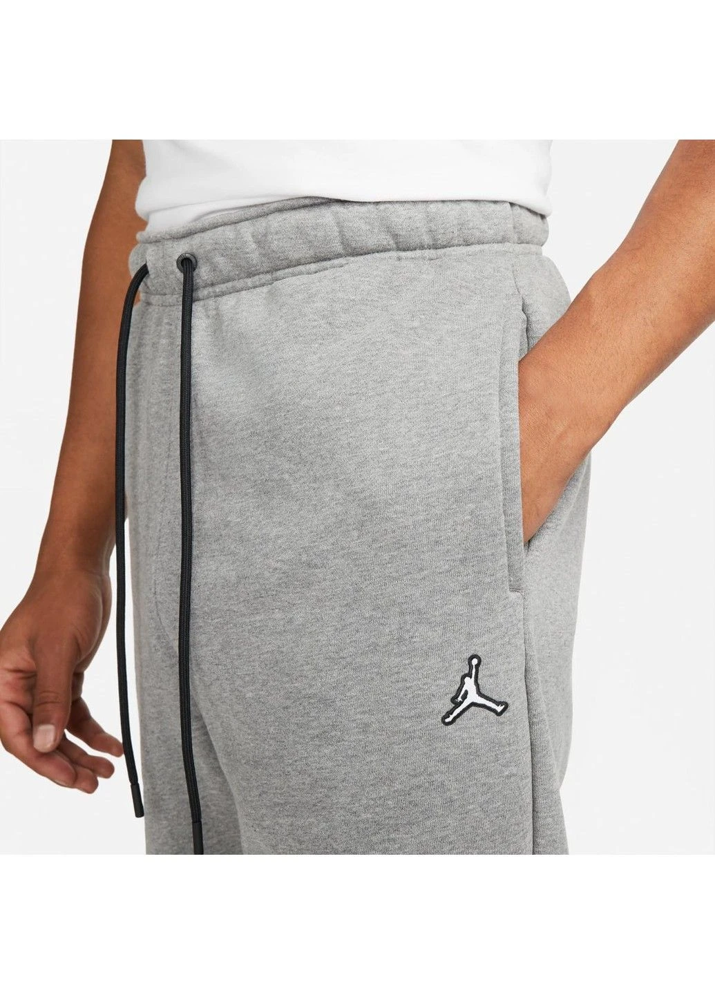 Серые спортивные зимние брюки Jordan