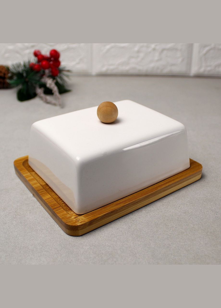 Белая фарфоровая маслёнка на бамбуковом подставке Bona (303211529)