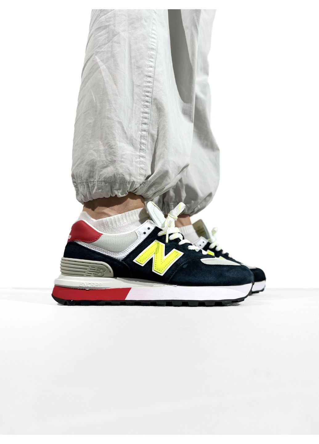 КРОСІВКИ ЖІНОЧІ NEW BALANCE 574 LEGACY BLACK / YELLOW / RED НЬЮ БЕЛАНС 574 No Brand чорні демісезони (368862059)