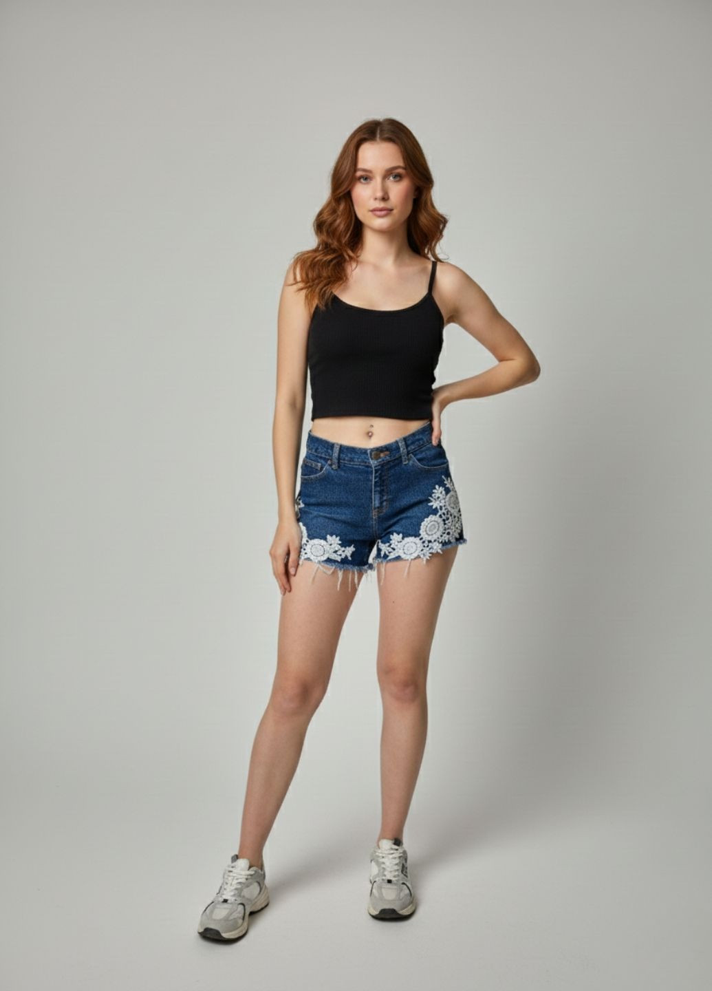 Шорти джинсові жіночі короткі з білим мереживом Giordano Blues No Brand (369573799)