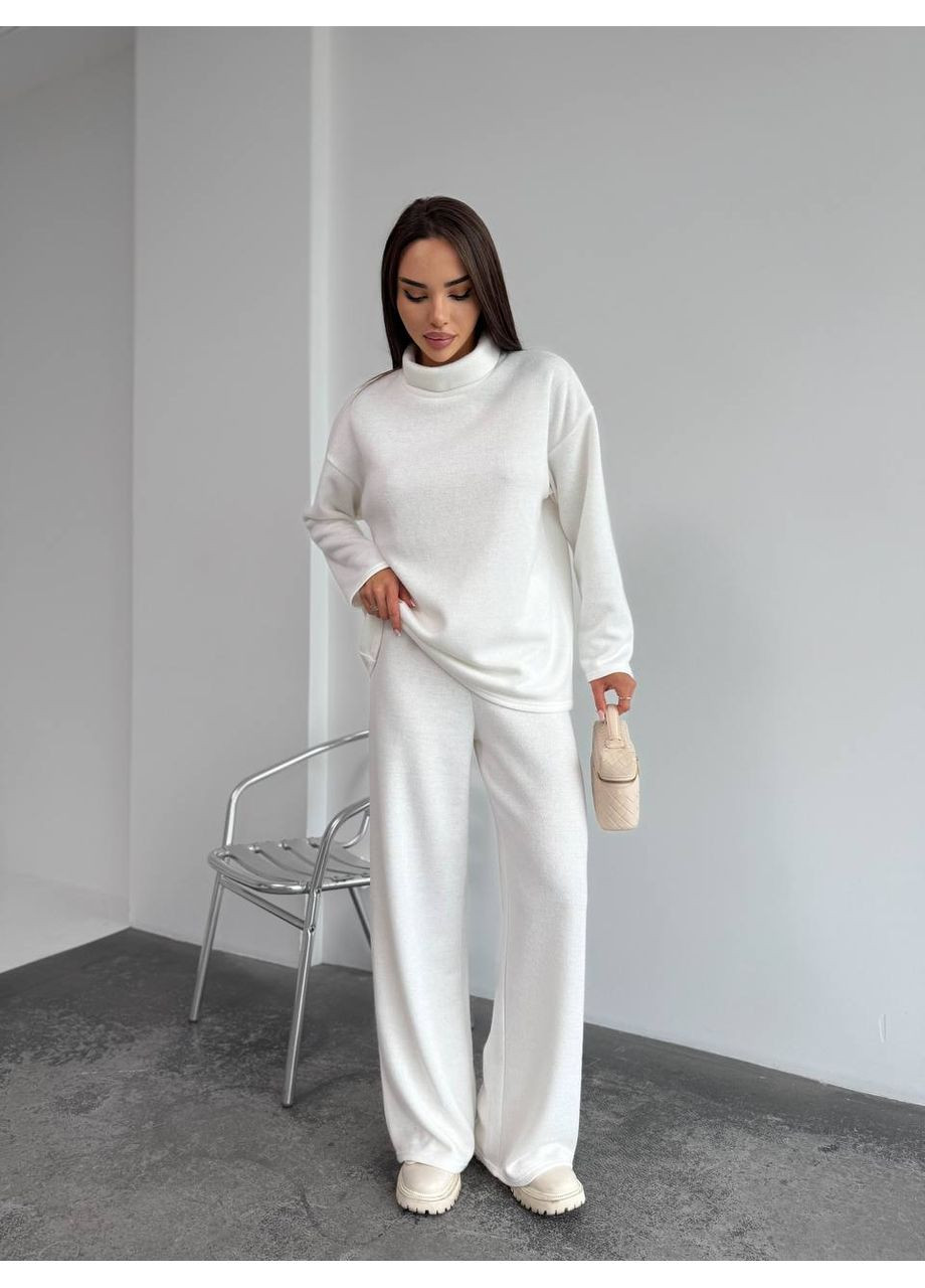 Базовий жіночий костюм із ангори Fashion (364485904)
