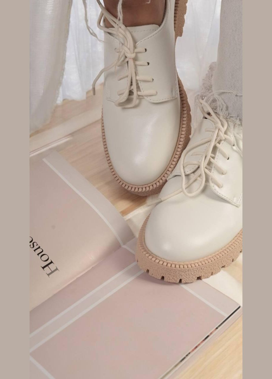 Loretta Туфли женские белые на шнуровке оксфорды белый з искусственная кожа, китай — демисезон (317777172)