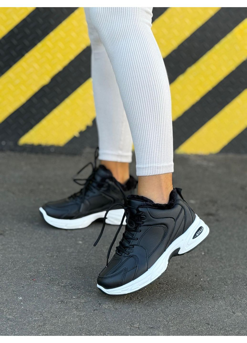 Кроссовки женские зимние утепленные на меху черные из экокожи спортивные повседневные No Brand чёрные зима (362961347)