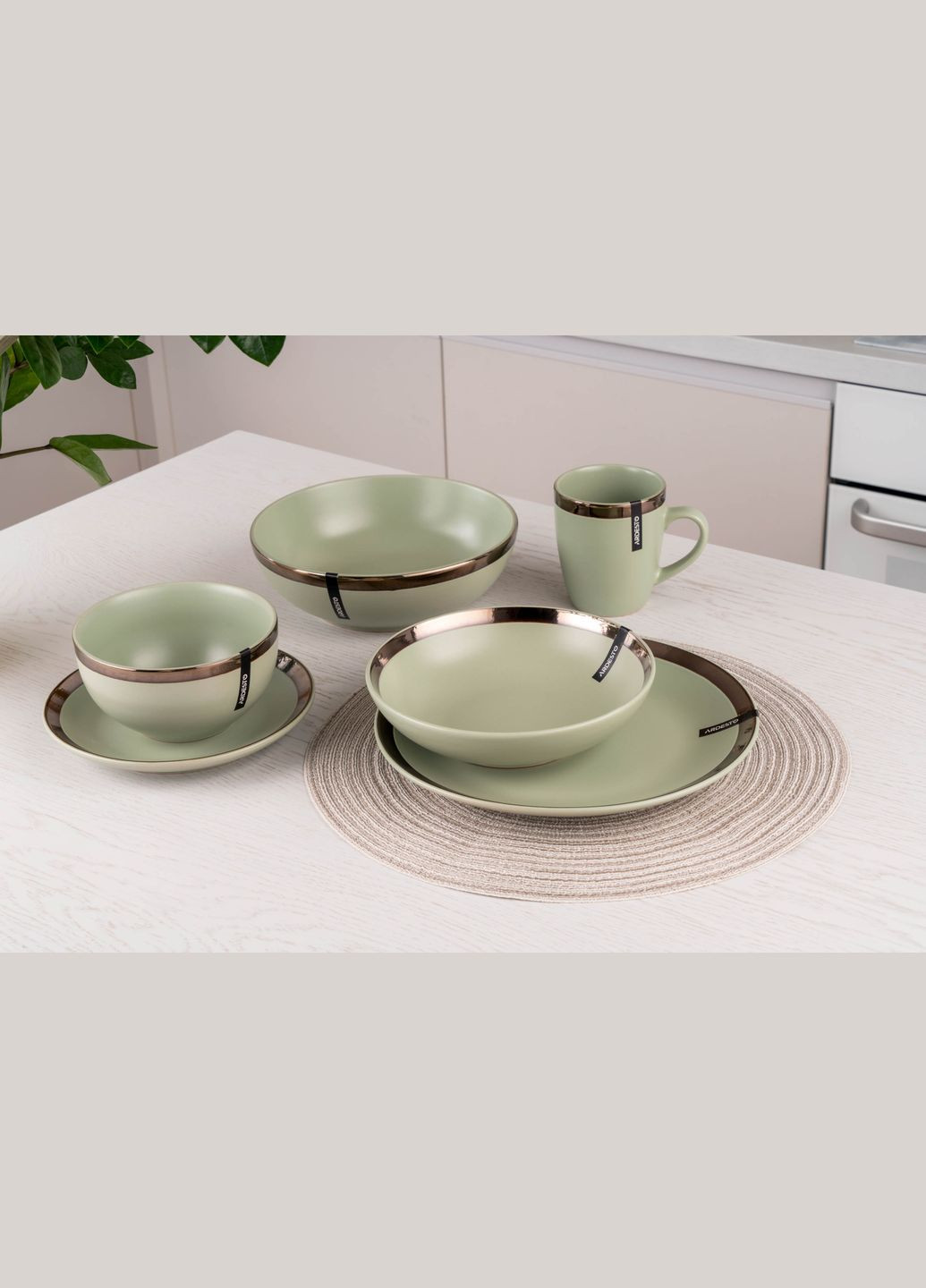 Тарілка обідня Liguria 26 см Green bay AR2926LGC Ardesto (306514721)