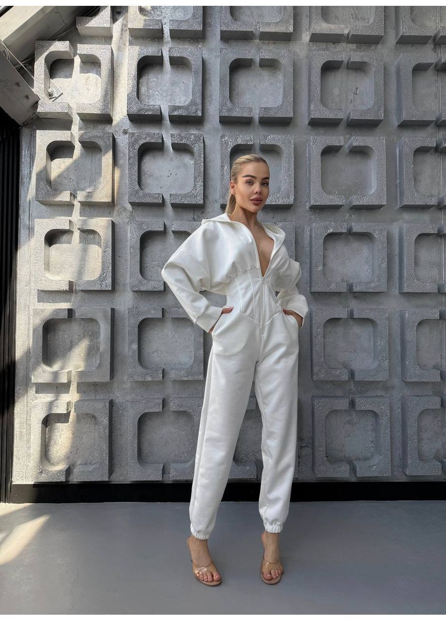 Замшевый комбинезон Adelante комбинезон-брюки однотонный белый кэжуал искусственная замша