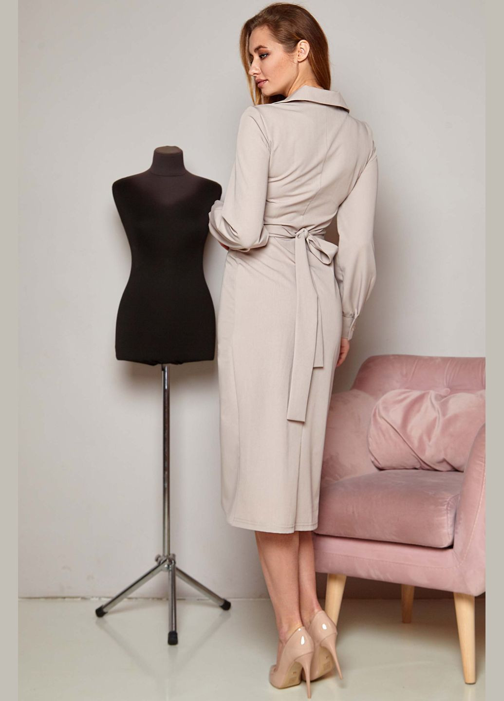 Бежевое деловое, повседневный платье Liton