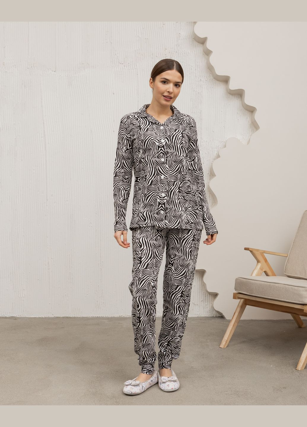 Чорна всесезон жіноча піжама бавовняна, піжама для жінок зебра, комплект піжамний сорочка та штани сорочка + брюки Nicoletta