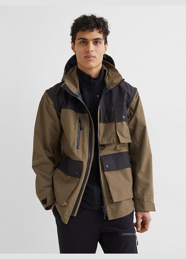 Бежевая демисезонная спортивная куртка H&M