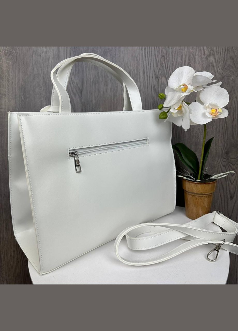 Жіноча сумка з декоративним замком з екошкіри з плечовим ременем біла (sku_774Л) No Brand (330576159)