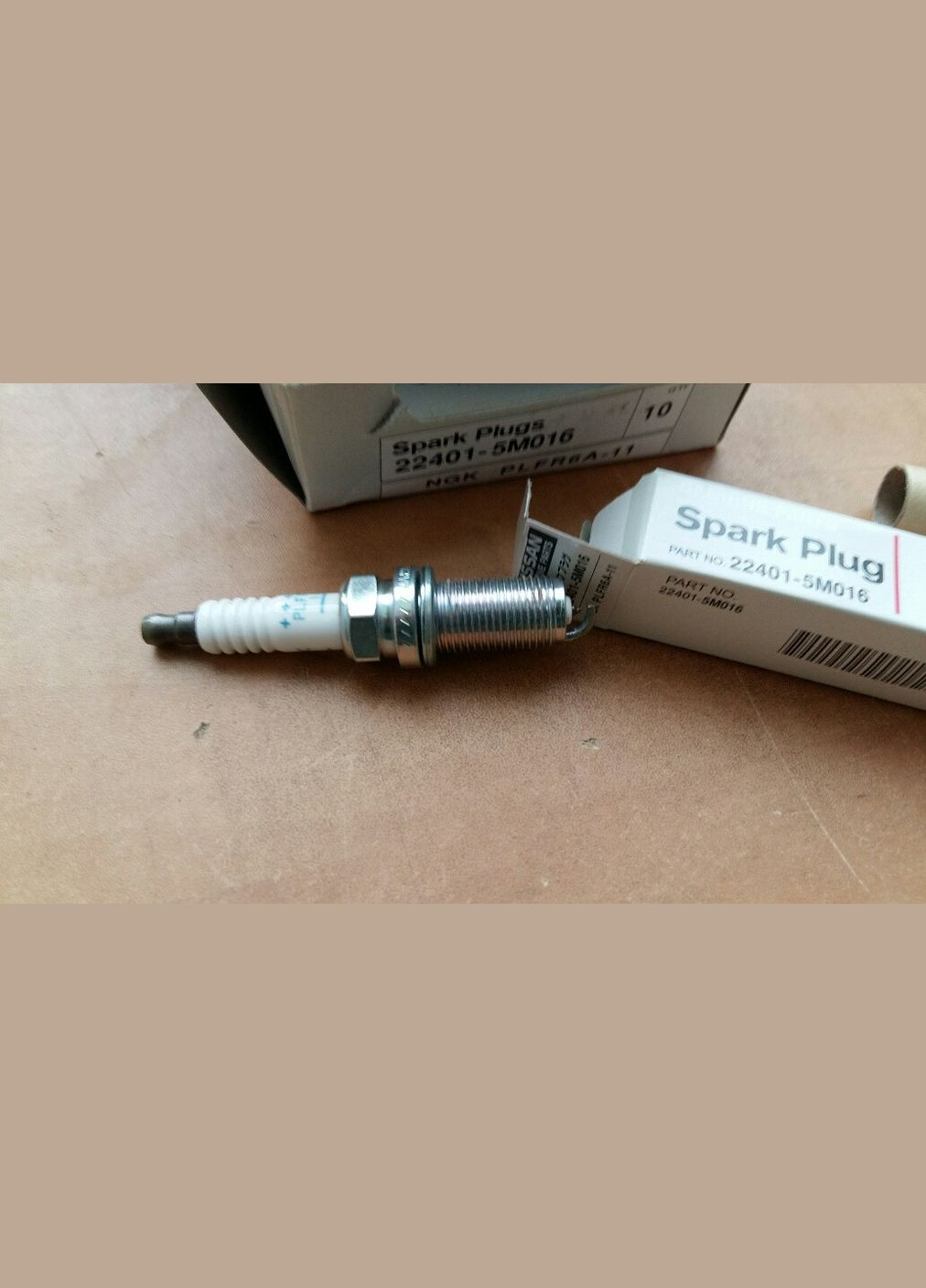 Свеча зажигания TEANA, MURANO, FX35, PATROL* Nissan (360504457)