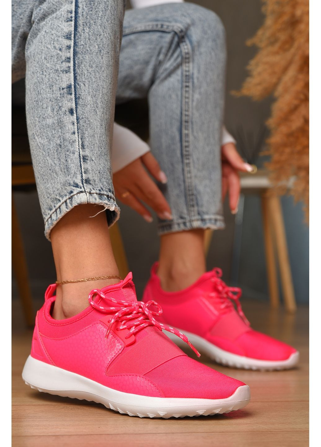 Кросівки жіночі рожевого кольору Let's Shop рожеві літо (363019246)