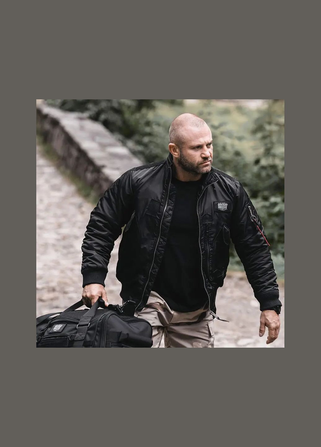 Чорна демісезонна куртка aviator ku202abk Dobermans Aggressive