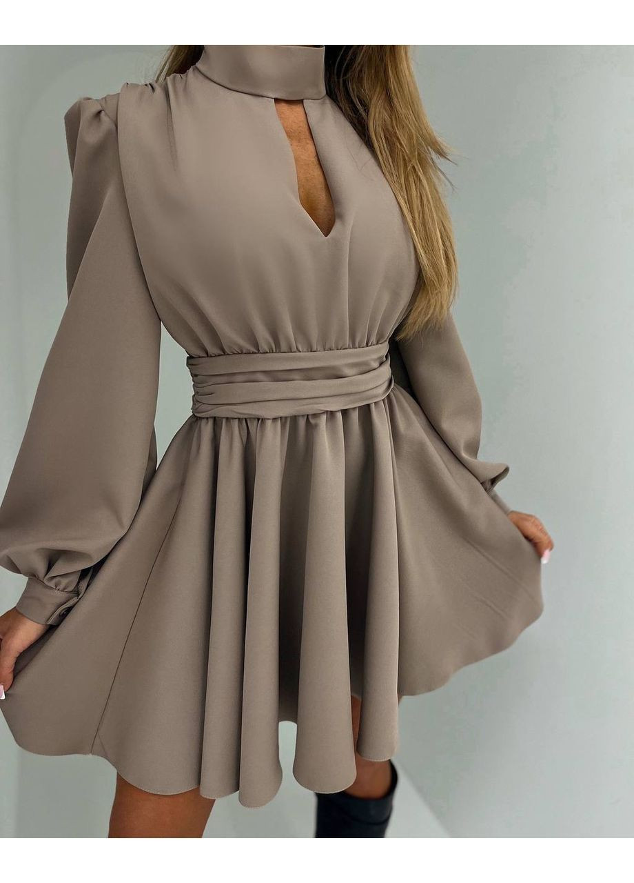 Бежевое платье 330 софт,романтичное с вырезом,воздушные рукава Україна