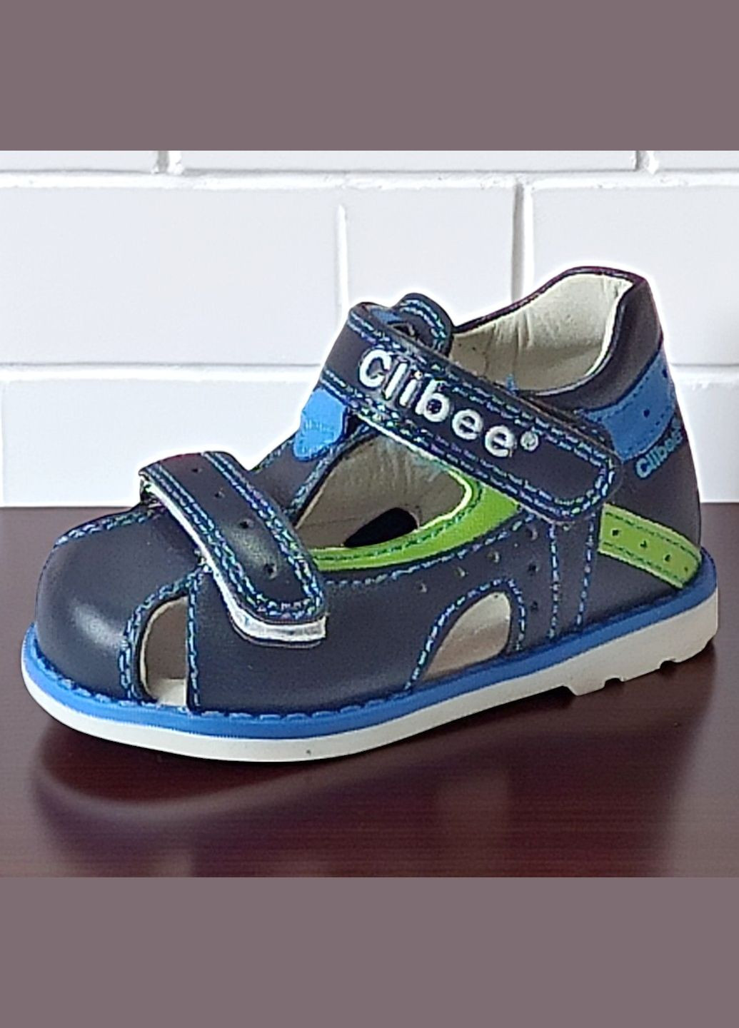 Ортопедичні закриті босоніжки для хлопчика сандалії на липучках Клібі Clibee (334305339)