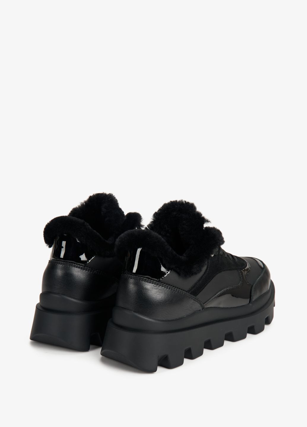 Кроссовки, цвет черный Estro чёрные зима (324030745)