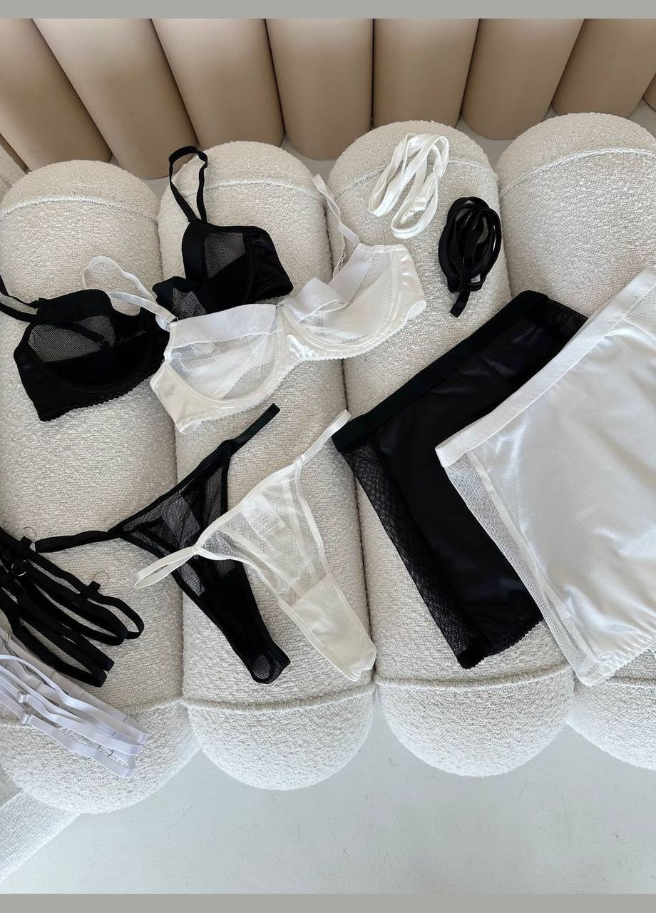 Белый комплект нижнего белья Domino