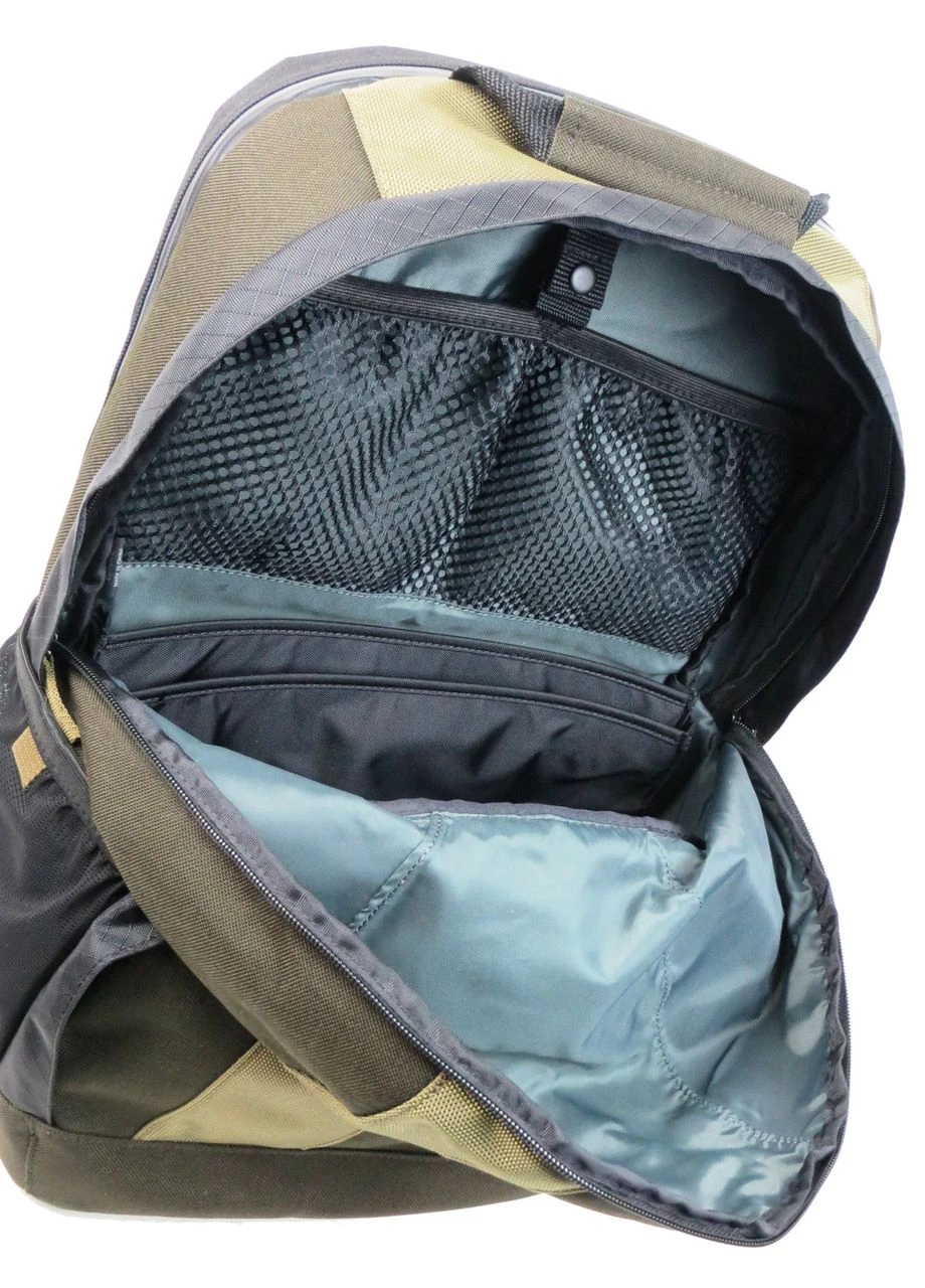 Рюкзак для ноутбука 17 дюймов Tamrac Computer Backpack Sumdex (360894207)