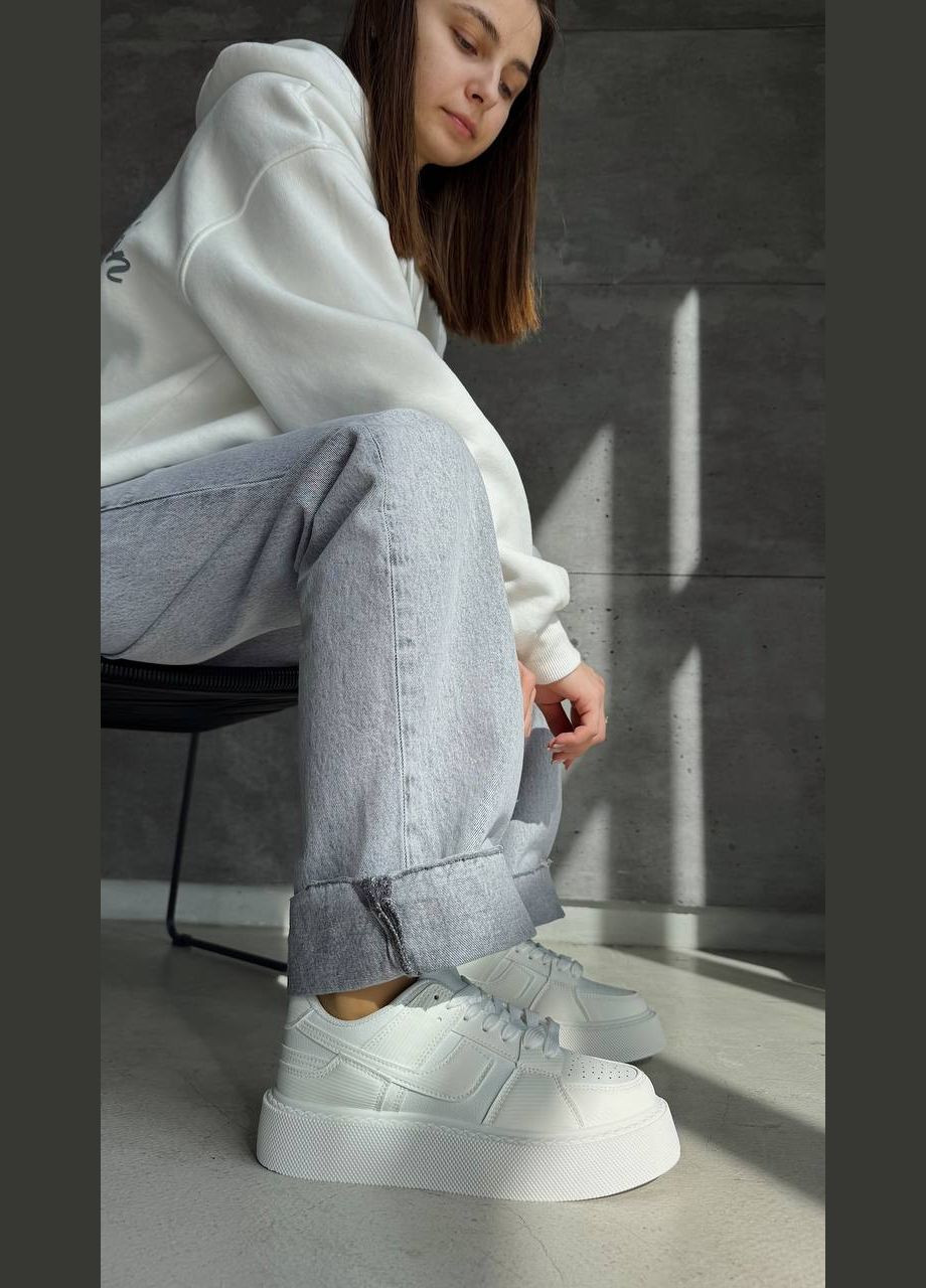 Жіночі кросівки в білому кольорі на платформі (2005) No Brand білі демісезони (330245802)