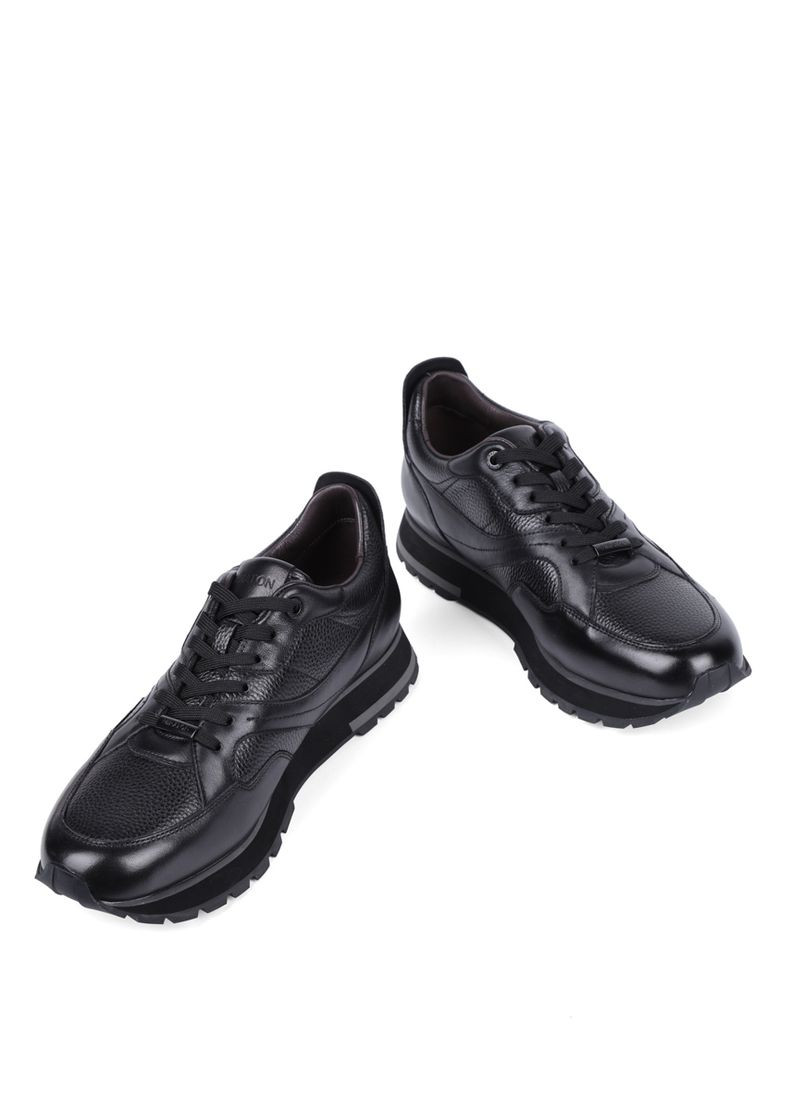 Черные демисезонные мужские кроссовки m149a-02-d01/g70 черный кожа MIRATON