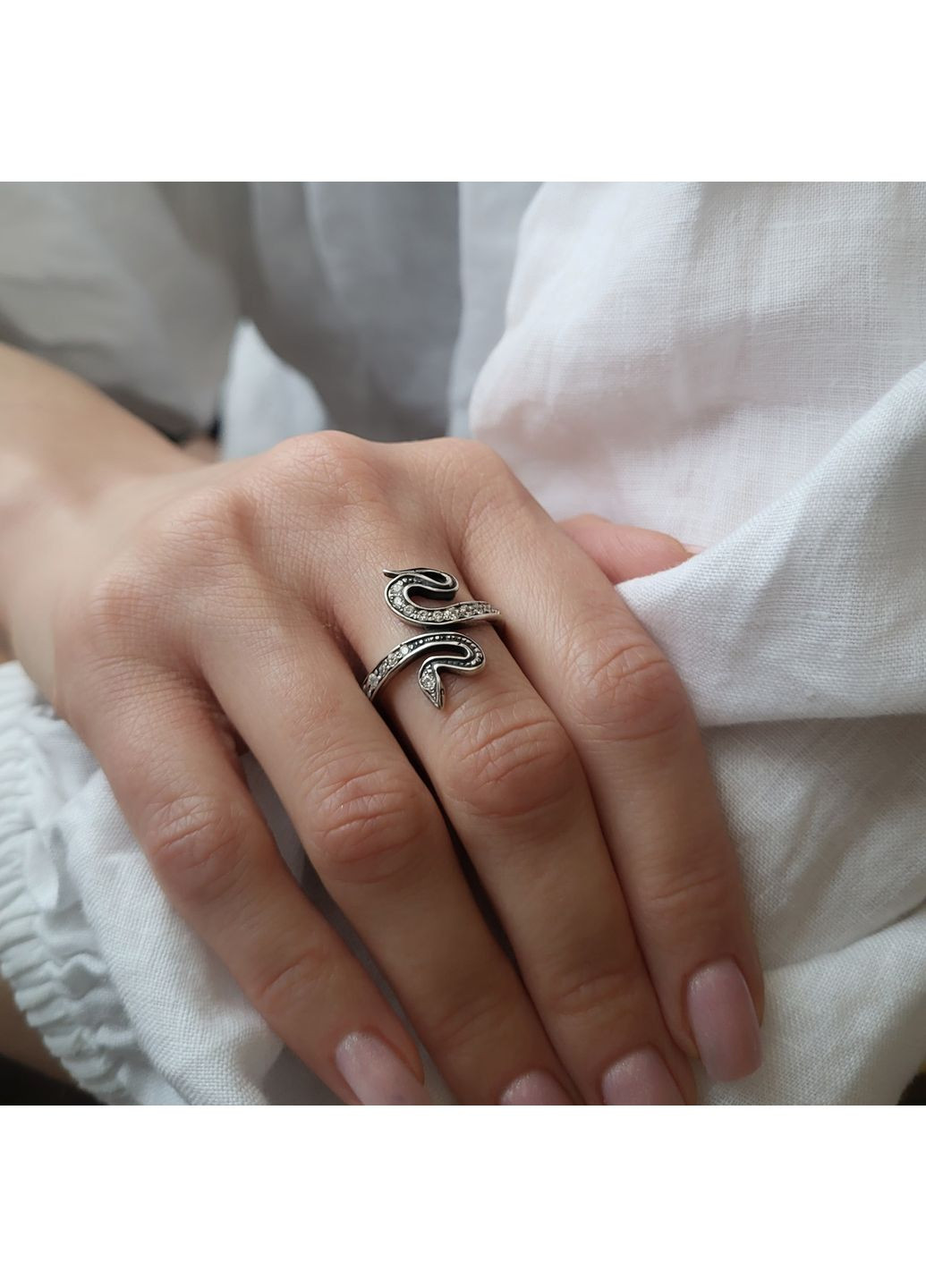 Серебряное кольцо Змея с камнями размер серебро 925 пробы Черненное 11053 3.78г No Brand (306743453)