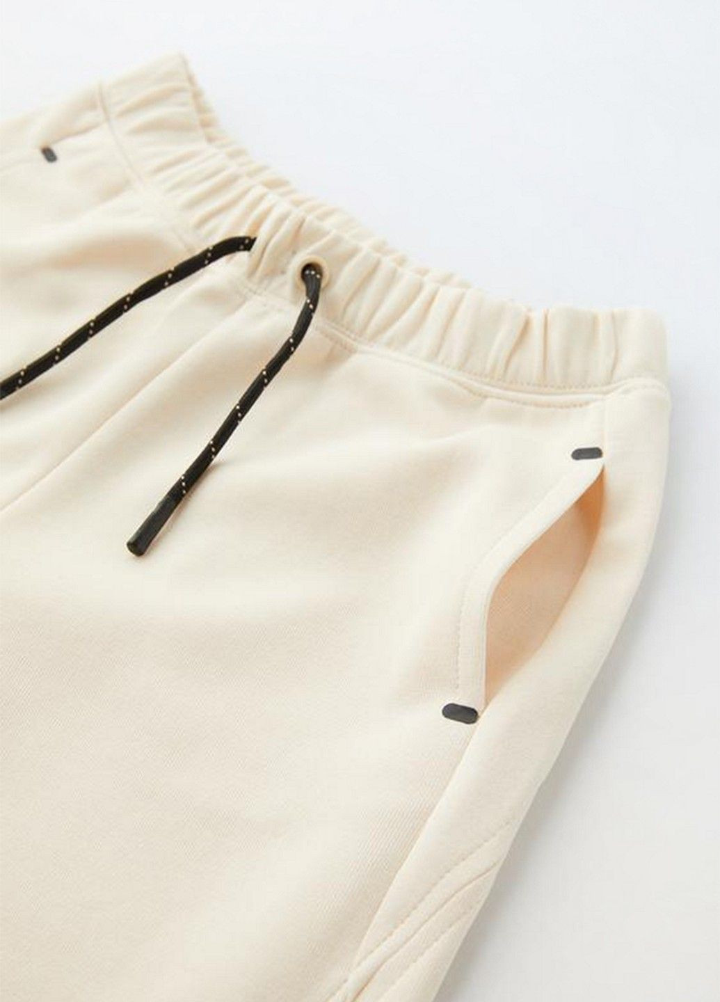 Молочные кэжуал демисезонные брюки Zara