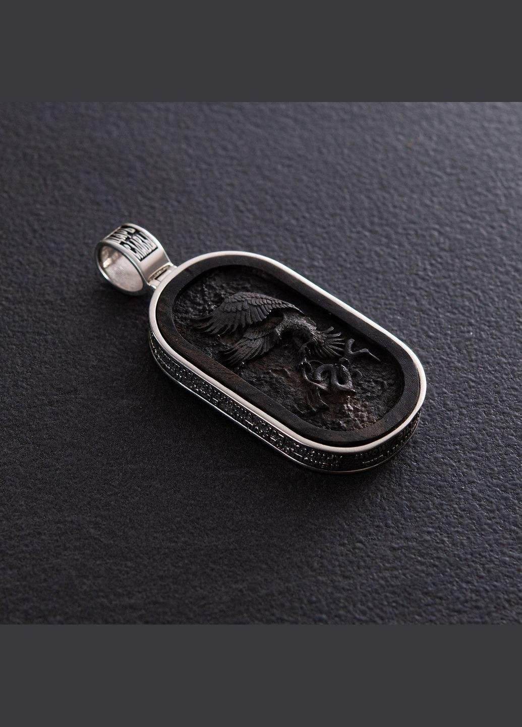 Серебряный кулон Св. Георгий Подебедоносец с эбеновым деревом 950 Oniks (264392692)