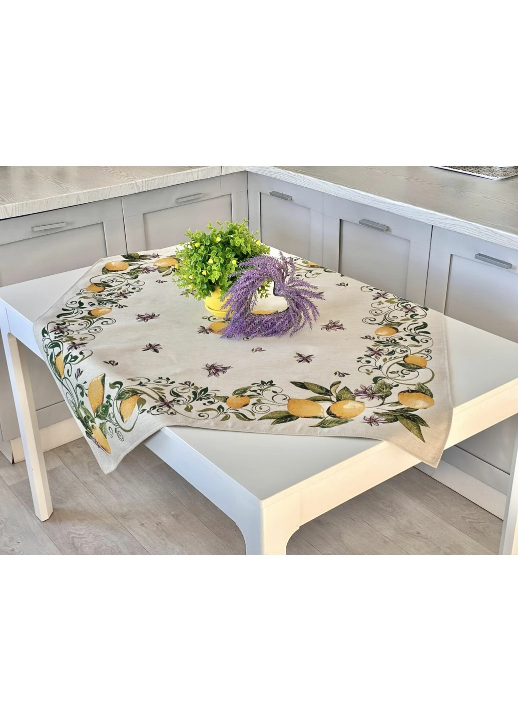 Скатертина гобеленова GINA, 93x93, Квадратна, Повсякденний, Без люрексу, 60% поліестер, 24% бавовна, 16% акрил, Гобелен LiMaSo (398372240)