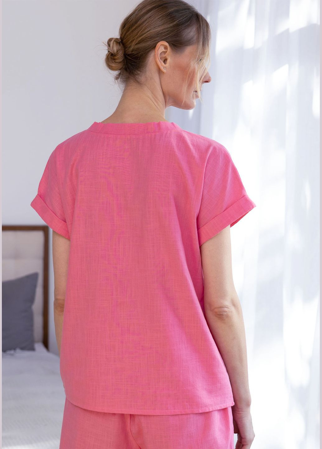 Розовый демисезонный джемпер женский №1133 Leinle