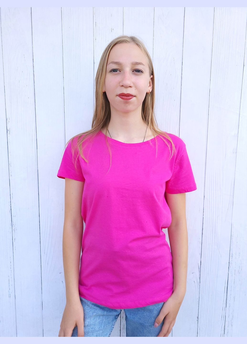 Розовая летняя футболка женская классическая однотонная Pink Woman