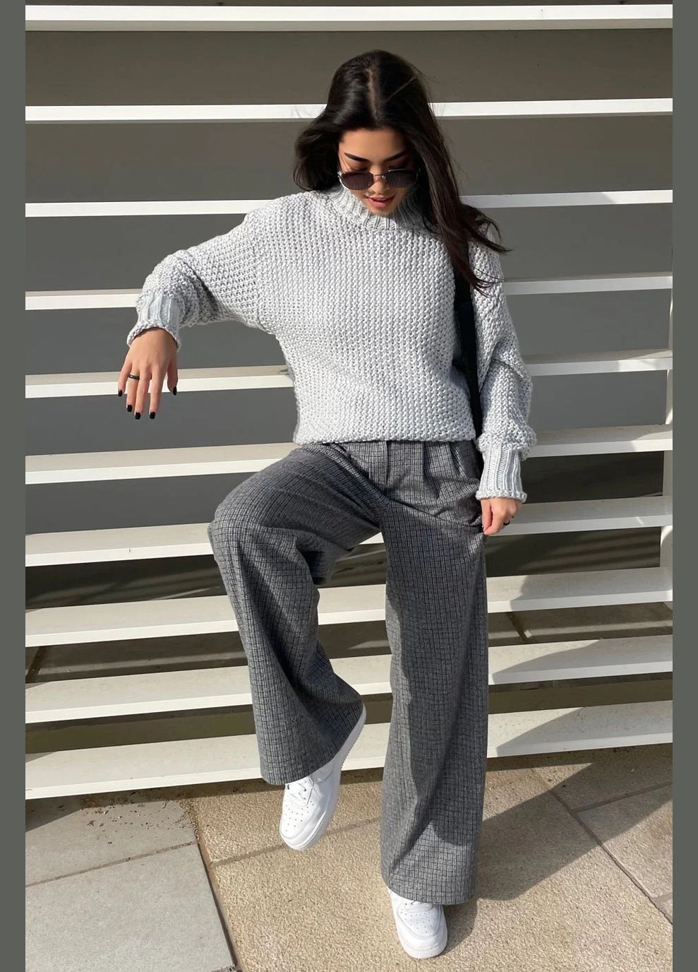 Серый демисезонный свитер пуловер Seventeen