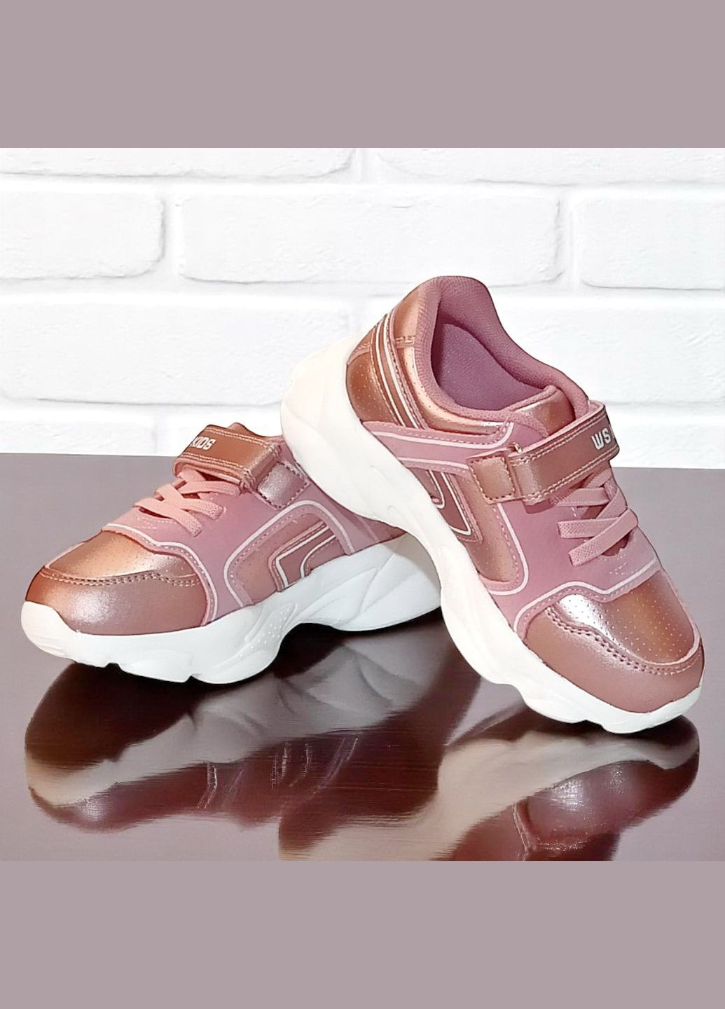 Рожеві осінні ортопедичні кросівки на липучках для дівчинки вістеп Weestep