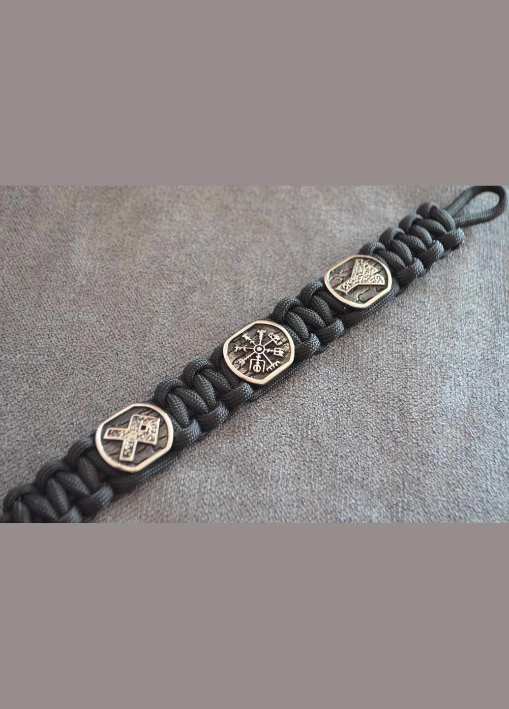 Браслет с Молотом Тора и рунами из паракорда переплет цвет под заказ + брелок в подарок No Brand (341738816)